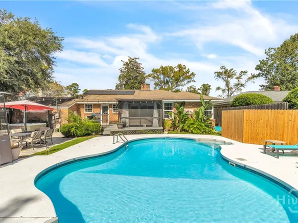 223 E 64th Street, Savannah, GA 31405