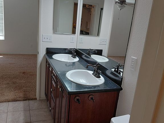 5th image of 11450 Church St APT 122