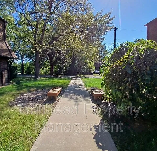 1302 E T C Lea Rd #T — Photo 13