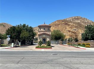 889 Poppyseed Way #204-2, Hemet, CA 92545
