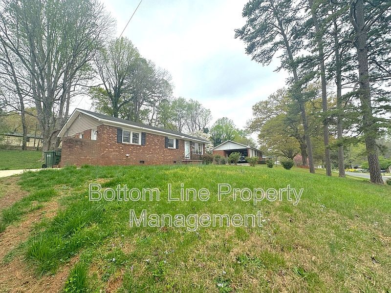1st image of 114 Lynnbrook Dr