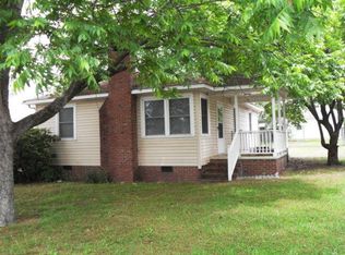 802 McDonald Ave, Hamlet, NC 28345