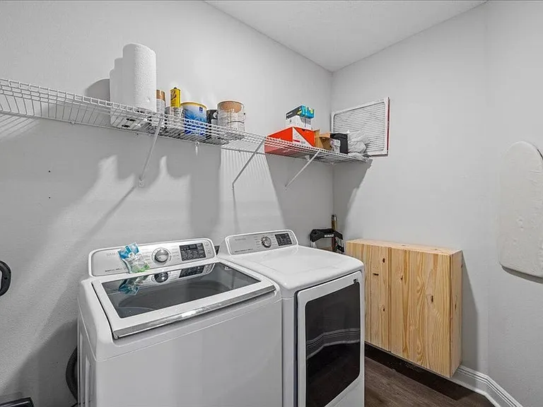5333 Longhorn Trl — Photo 23