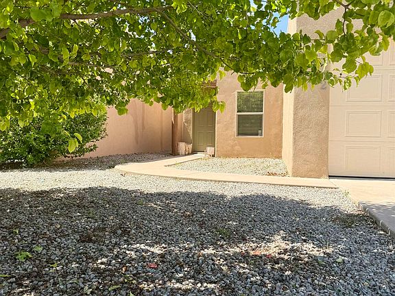 3rd image of 2572 Las Alturas Ct