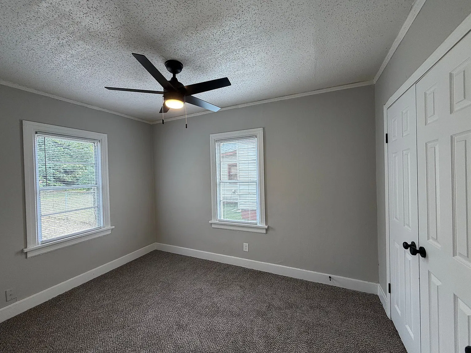 268 Edsel Ave — Photo 2