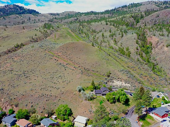 4th image of 3084 Dohm Rd