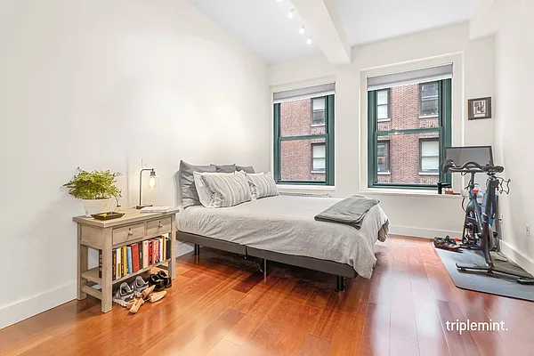 Rented by Triplemint | media 13