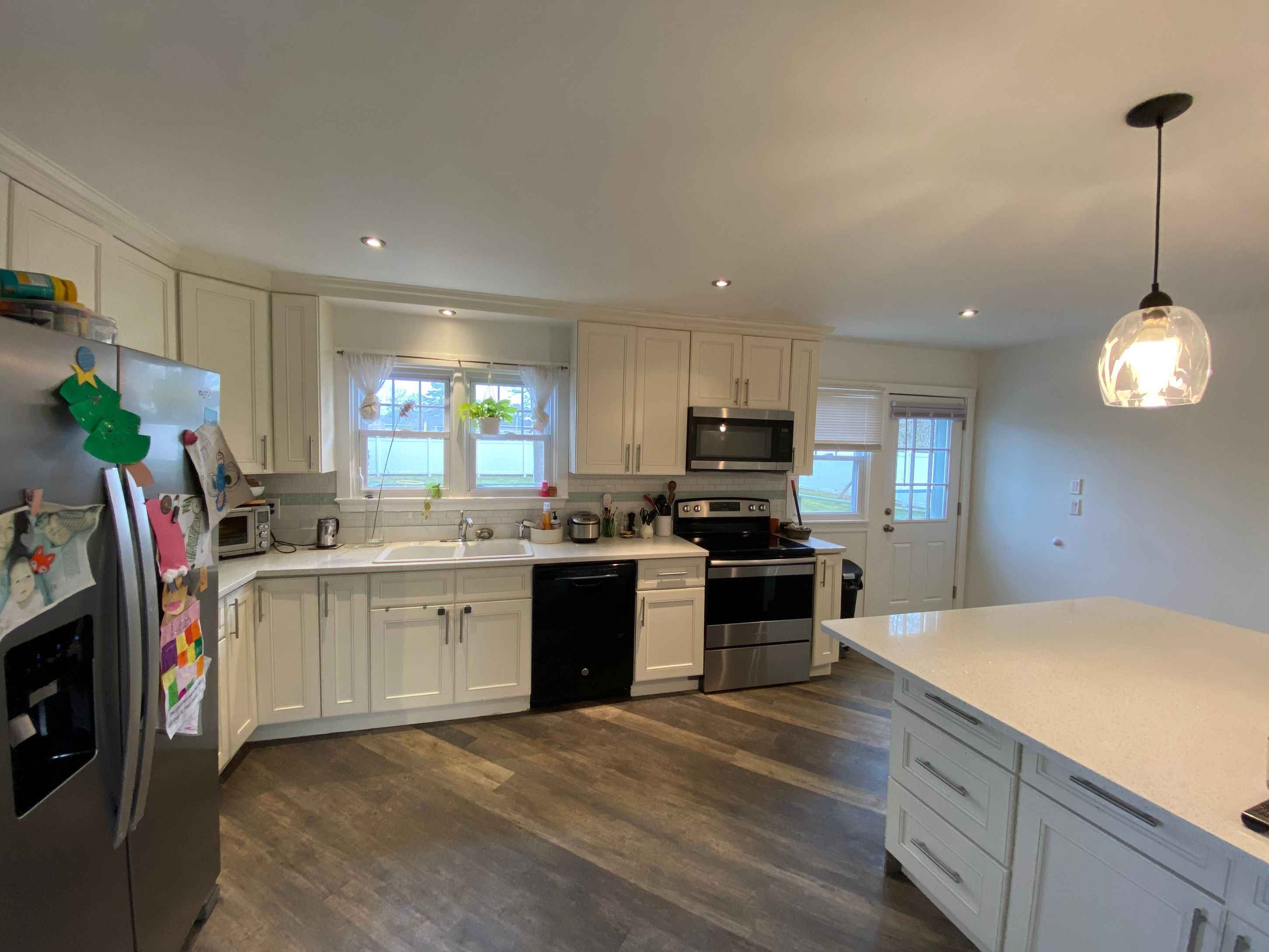 3 Kyle Rd, Hampton Bays, NY 11946 Out East