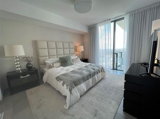 88 SW 7th St APT 3506, Miami, FL 33130