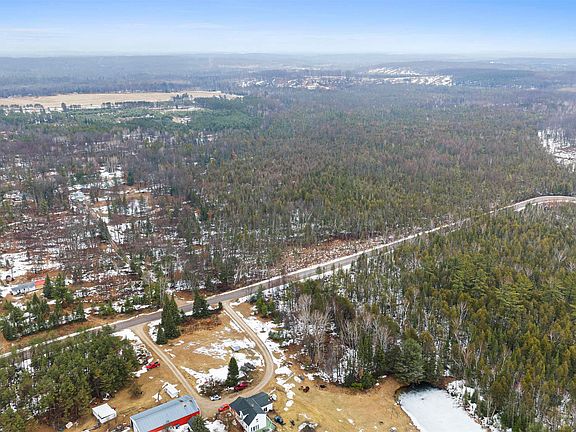 5th image of W8796 Smith Creek Rd