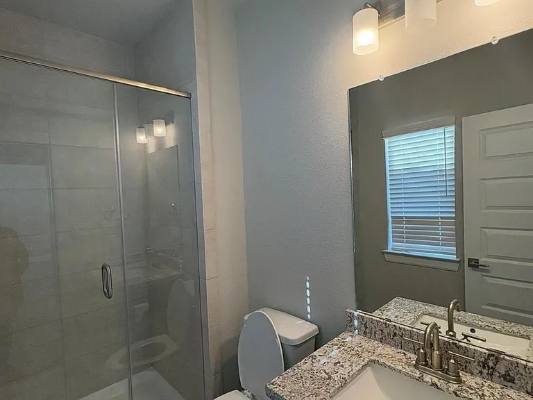 11904 Lawton Creek Ln — Photo 9