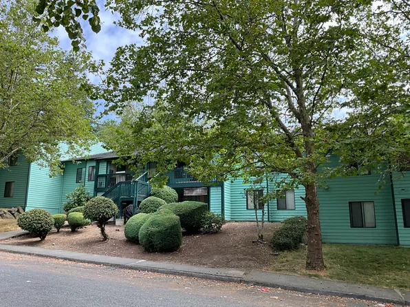 Town Centre, 17910 142nd Ave NE #1B-1Ba-720Sqft, Woodinville, WA 98072