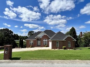 140 Hunters Ridge Dr, Tullahoma, TN 37388