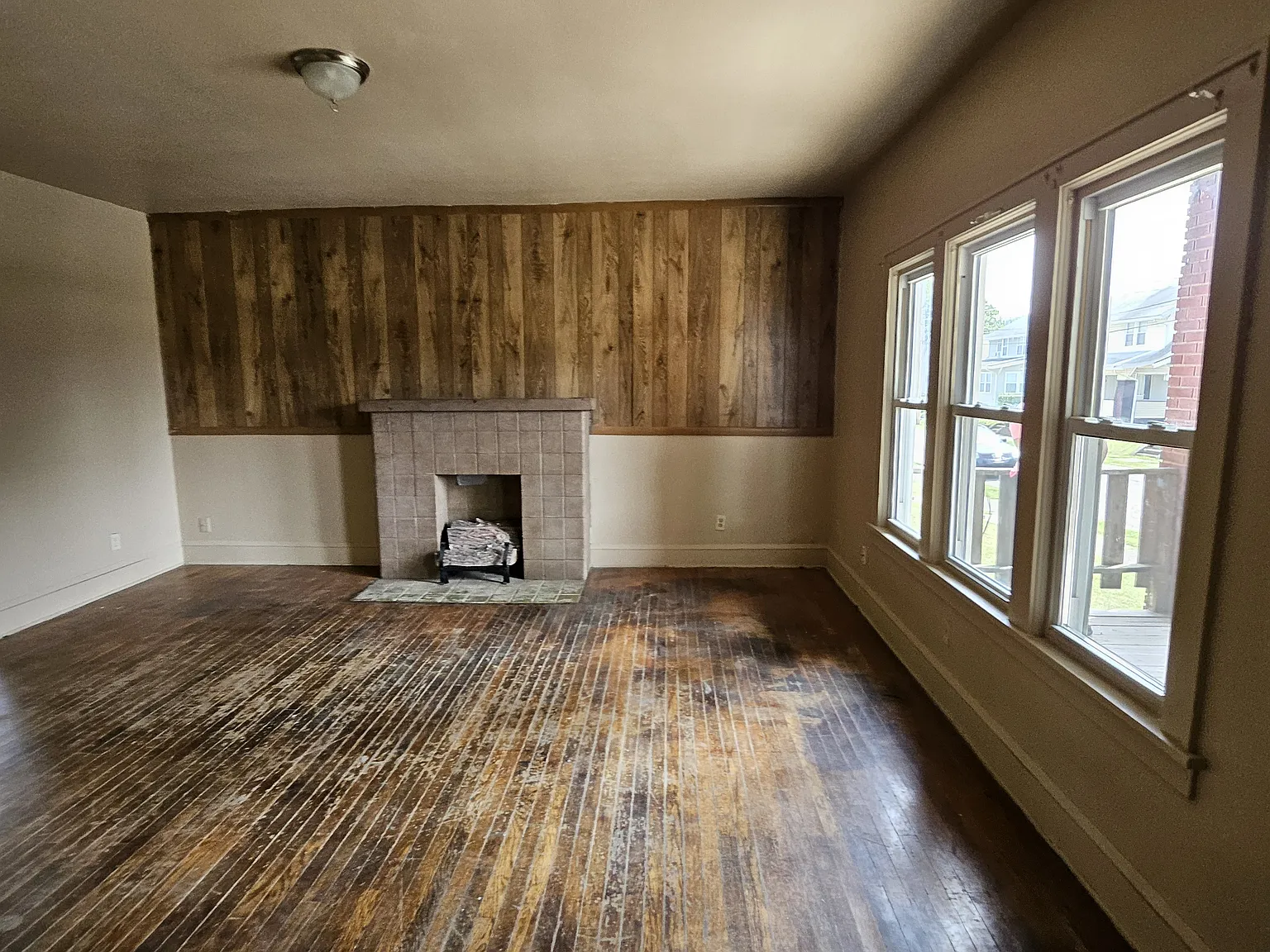 2 bed, 1180 sqft, $799 — Photo 1