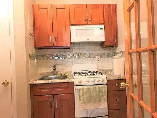 Rented by Bold New York | media 14