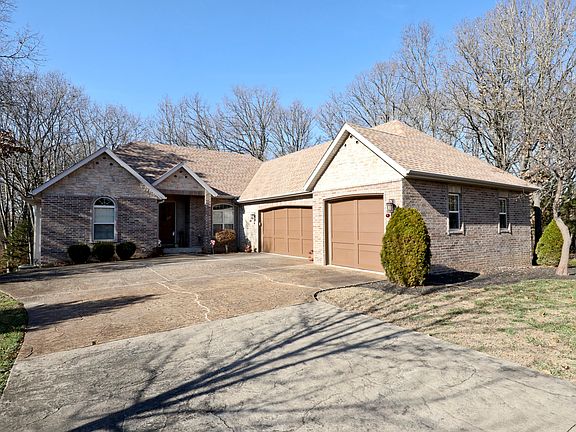 4th image of 189 Woodfield Dr