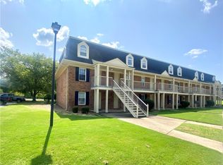 1761 Wire Rd #12, Auburn, AL 36832