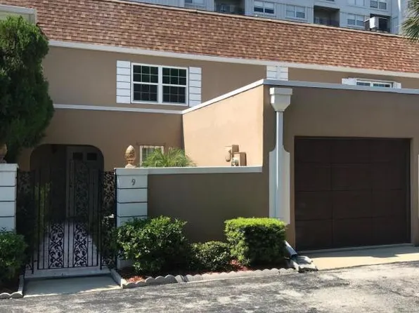 525 N Halifax Ave #90, Daytona Beach, FL 32118