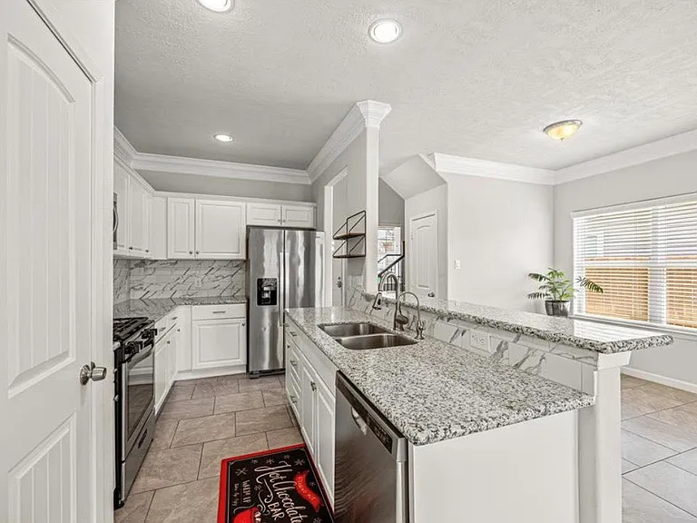 4907 Leamathew St — Photo 16
