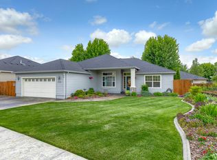 309 Arrowhead Trl, Eagle Pt, OR 97524