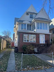 1488 East 10th Street