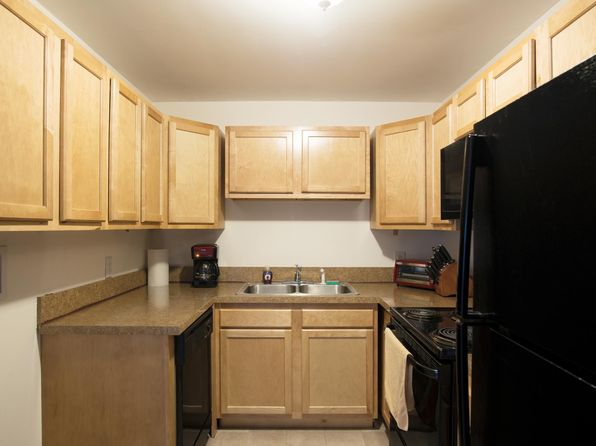 90 Hall Rd #3FB5B1C2B