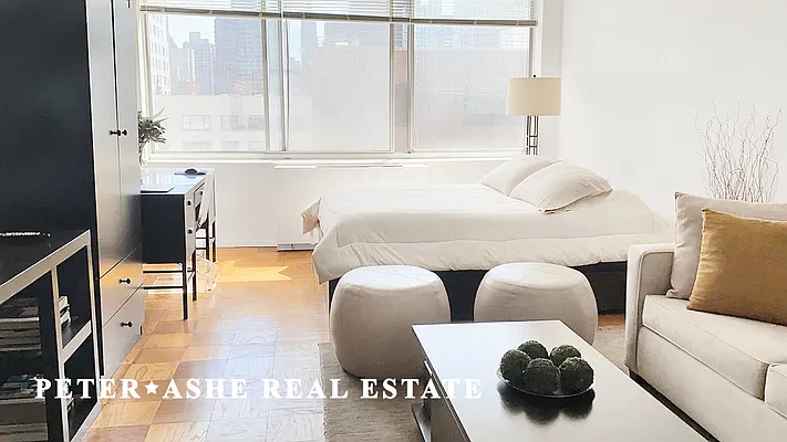 Rented by Peter Ashe | media 2