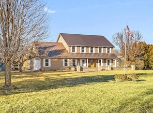 2555 N 46th Rd, Somonauk, IL 60552