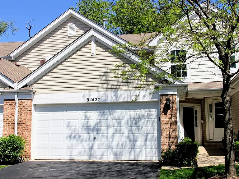 32427 N Mackinac Ln — Photo 1