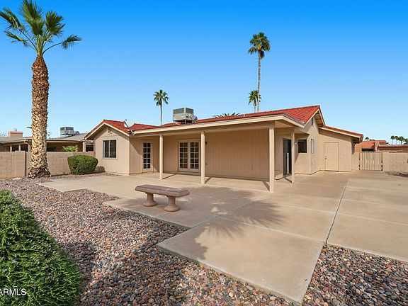 4th image of 25826 S GREENCASTLE Drive