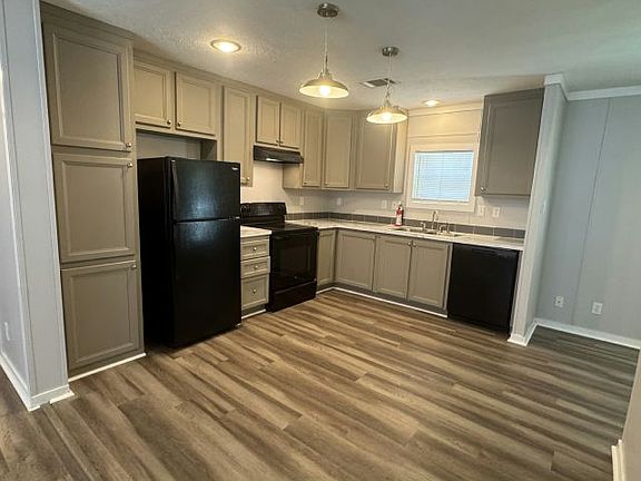 4th image of 9709A Polak Dr #220