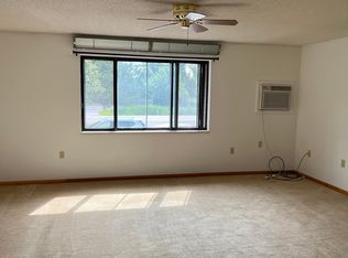 7282 Shawnee Rd APT 3, North Tonawanda, NY 14120