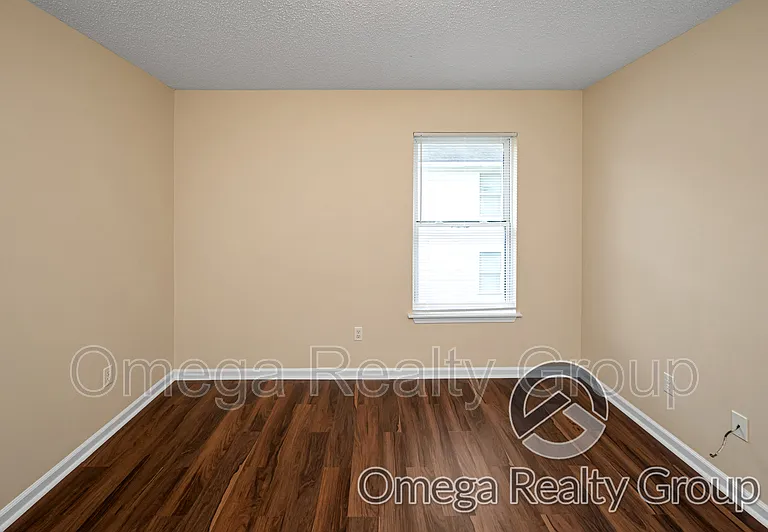 4203 20th St NE #B8 — Photo 16