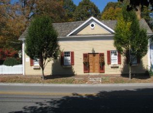 229 E Valley St, Abingdon, VA 24210