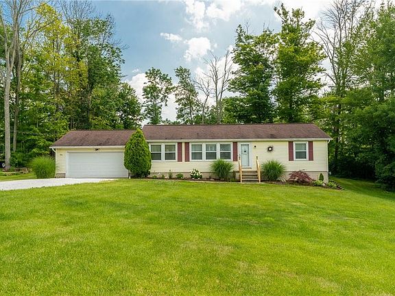 2nd image of 994 Alden Dr