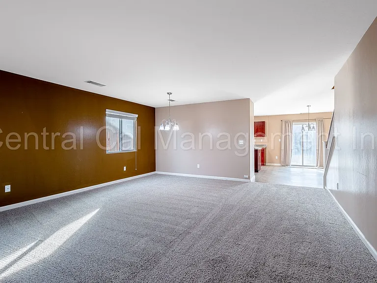 11723 Holabird Ave — Photo 3