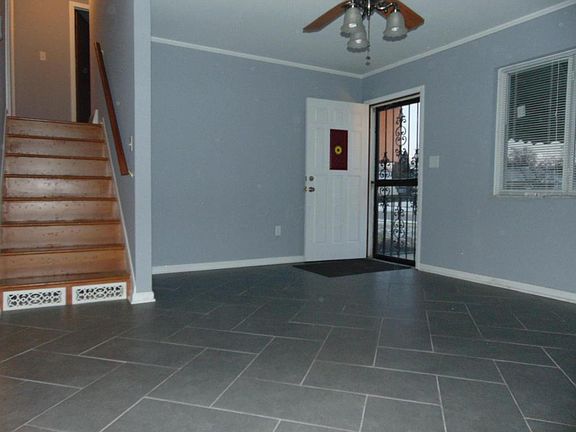 3rd image of 1622 Brentnell Ave
