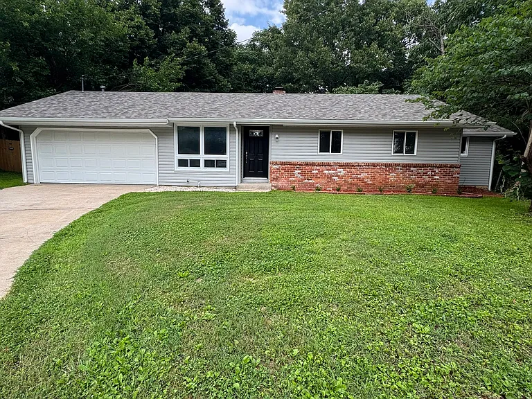 2961 E Monroe Ter — Photo 1