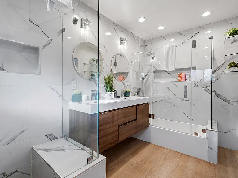 5835 Hillview Park Ave — Photo 15