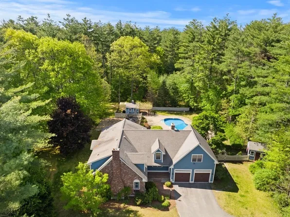 34 Spaulding Ln, Groton, MA 01450