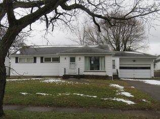 91 Stanridge Ct, Rochester, NY 14617