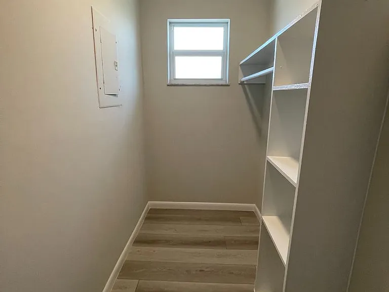 661 Hernando St — Photo 11