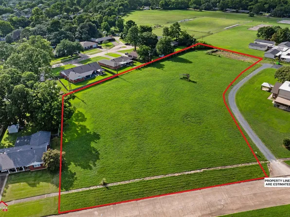 6319 Sand Beach Blvd, Shreveport, LA 71105