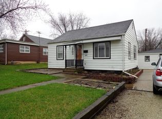 1703 Kelly Ave, Crest Hill, IL 60403