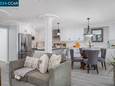 1301 Ptarmigan Dr APT 6, Walnut Creek, CA, 94595