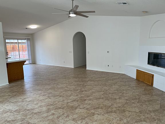 5th image of 52280 Avenida Madero