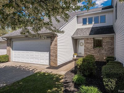5474 Country Rose Cir, Grand Blanc, MI, 48439