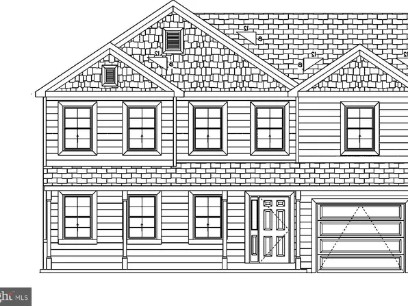 250 Woodridge Dr, Shippensburg, PA 17257