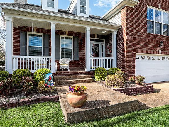 3rd image of 610 Wildflower Ct