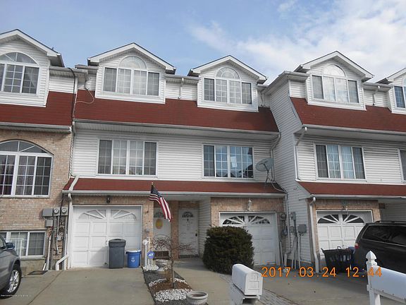 2nd image of 15 Ladd Ave